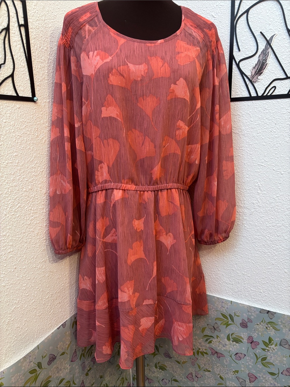 Halston floral pink coral chiffon long sheer sleeve dress. Size L.
